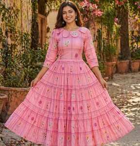 Robe maxi Kurti en coton mousseline à imprimé floral, entièrement cousue, style indien pakistanais, prête à porter, tenue décontractée, Kurti d'été - Product Image 1