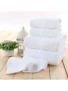 Serviettes de bain absorbantes et douces en coton 100% sur mesure ODM OEM pour hôtels et complexes hôteliers - Product Image 3