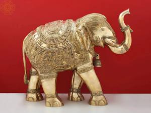 Elefante de Latón de 25 Pulgadas, Bellamente Hecho a Mano, con Detalles Intrincados Grabados, Elegante Estilo Art Deco Antiguo, Entrega Rápida - Product Image 2
