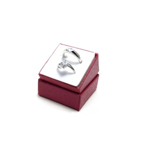 Bague en Moissanite Diamantée Très Vendue, Bijou de Mariage Haut de Gamme avec Éclat de Pierre Précieuse Brillante pour Fiançailles, Mariage, Anniversaire - Product Image 1