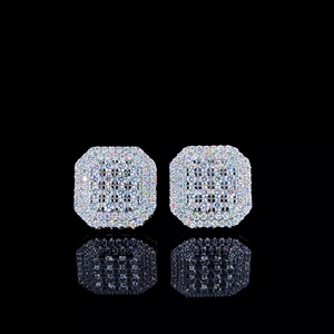 Elegantes Pendientes Cuadrados con Diamantes Cultivados en Laboratorio, con Halo de Oro y Micropavé, Joyería Fina - Product Image 1
