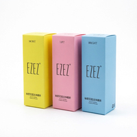 Boîte minimaliste bicolore mate avec étiquetage fonctionnel pour produits de beauté et compléments alimentaires