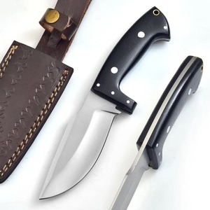 Couteau de survie/camping/extérieur en acier haute teneur en carbone, fait main et personnalisé, avec étui en cuir - Product Image 1