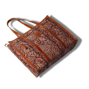 Sac fourre-tout vintage en cuir marron, sac à main rétro à bandoulière, fermeture éclair, grande capacité pour les voyages, le shopping et le transport d'ordinateur portable - Product Image 6