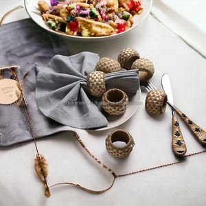 Servilletero de anillo de madera sostenible, servilletero hecho a medida, accesorios de cocina, el mejor servilletero a precio barato - Product Image 3