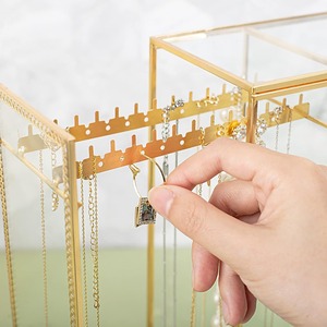 กล่องเก็บเครื่องประดับแก้วมีสไตล์ กล่องใส่เครื่องประดับหรูหรา โครงโลหะ กระจกใส - Product Image 4