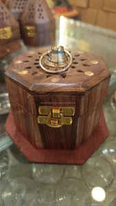 Brûleur d'encens religieux rustique fabriqué à la main encens en bois naturel encensoir bouchon de coriandre attrape-cendres pour diffuseur de saison de printemps - Product Image 2