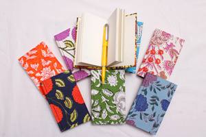 Cuaderno con Cubierta de Tela con Estampado Floral – Diario Floral Hecho a Mano – Cuaderno para Regalos, Escritura y Decoración del Hogar - Product Image 6