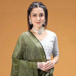 Sari ethnique classique pour mariage et collection de festivals - Product Image 1