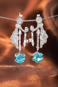 Boucles d'oreilles en platine pour femmes avec diamants et topaze bleue taille Asscher, bijoux de mariage de luxe certifiés IGI - Product Image 4
