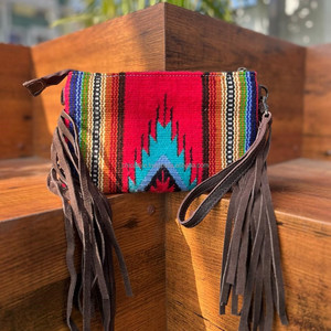 Nouveau Western usiné à la main en cuir frange selle couverture bracelet fronde sac à main vente chaude 100% en cuir véritable femmes sacs à main - Product Image 5