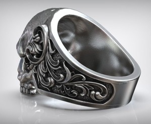 Bague Statement Gothique en Argent Sterling 925 Oxydé Noir avec Crâne - Product Image 3