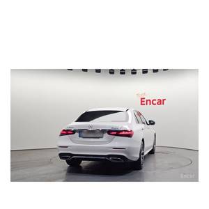 Mercedes-Benz Classe E E220d 4MATIC AMG Line Euro V Diesel Automatique avec caméra de recul, sièges en cuir, conduite à gauche, 50 150 km, modèle 2023 - Product Image 4