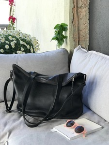 Sac fourre-tout vintage en cuir véritable pour femme, grande capacité, sac à bandoulière décontracté, idéal pour les voyages et le shopping, qualité supérieure, ouvert - Product Image 4