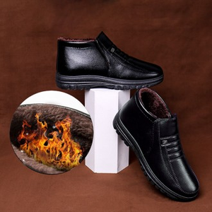 Zoccoli invernali da uomo con rivestimento in pelliccia scarpe calde per gli anziani mocassini foderati di pelliccia invernali - Product Image 1