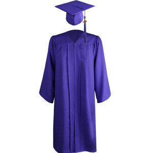 Birrete y Toga de Graduación Universitaria en Varios Colores, Disfraz de Graduado, Birrete de Graduación Escolar, 100% Poliéster, Unisex - Product Image 2