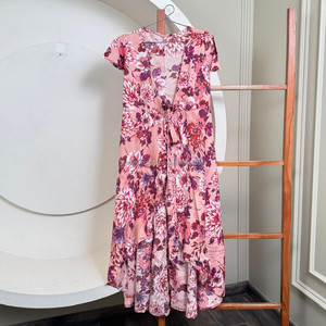 Vente en gros 2025 haut-bas Maxi robe col en v décontracté été grande taille robe avec cravate taille et manches flottantes tenue de plage élégante - Product Image 4