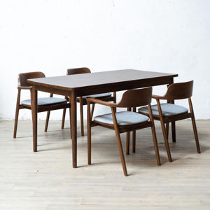 Ensemble table et chaises en bois massif moderne et écologique pour restaurant, hôtel, salon - Mobilier commercial durable, facile à nettoyer - Product Image 4