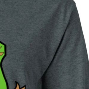Camiseta de Manga Larga Color Gris Carbón con Estampado Gráfico de Escudo con Letras Griegas, Cuello Redondo, Estilo Casual, Ropa Urbana para Uso Diario - Product Image 3