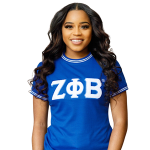 T-shirt en chenille bleu Zeta Phi Beta pour femme, lettres grecques brodées en blanc, chemise de sororité décontractée, élégante et douce - Product Image 6