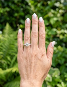 Bague de fiançailles en or massif 10K avec diamant rond de 3 carats, sertie de 6 griffes, pavé cathédrale, diamant de laboratoire IGI, bague de mariée personnalisée - Product Image 6