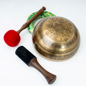 Cuenco Tibetano Tallado a Mano de Tara Verde para Terapia de Sonido y Meditación, Tallado de Mantras, NB01SB05 - Product Image 6