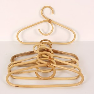 Cintres en bois de canne de qualité supérieure pour l'affichage de vêtements, style bohème, cintre en rotin - Product Image 3