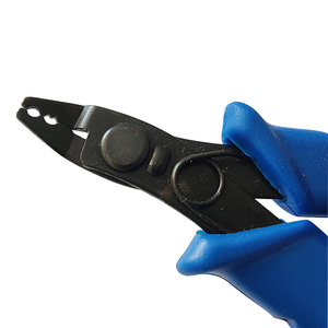Pince à bec effilé mini portable de 4,5 pouces (120 mm) pour polissage fin, avec poignée en acier au carbone trempé rouge, dentelée, personnalisable OEM - Product Image 4