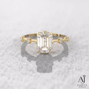 Anillo de Compromiso de Moissanita con Corte Esmeralda en Oro Rosa, Anillo de Boda de Plata 925 para Mujer, Regalo de Aniversario - Product Image 3