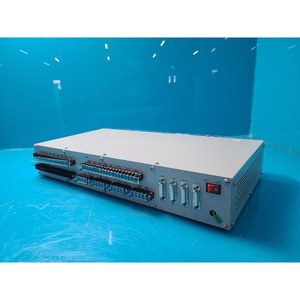 Boîtier de contrôle d'interverrouillage de pompe à vide Novellus Novellus 1, utilisé comme telle qu'il est, équipement semi-conducteur d'époque - Product Image 1