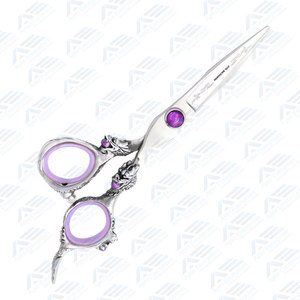 กรรไกรตัดผมสแตนเลสขนาด5.5นิ้วเครื่องมือเสริมความงามกรรไกรตัดผมแบบมืออาชีพ - Product Image 4