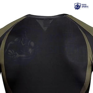 ชุดแรชการ์ดผู้ชายขายดี นุ่มสบาย คุณภาพดีเยี่ยม ระบายอากาศได้ดี ทรงเข้ารูป น้ำหนักเบา เหมาะสำหรับการเล่นกีฬา - Product Image 4