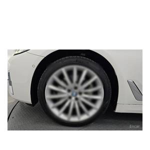 BMW 530i XDrive 2023, Sedán de Lujo de la Serie 5, Caja de Cambios Automática, 26,069 km, Volante a la Izquierda - Product Image 5