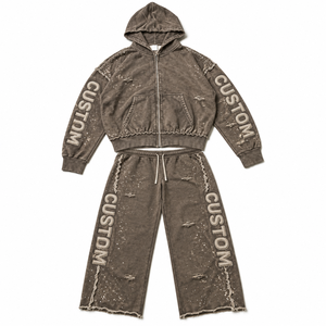 Ensemble de survêtements pour hommes en polyester recyclé en gros pour les détaillants soucieux de créer des lignes de vêtements écoresponsables pour les acheteurs américains - Product Image 1
