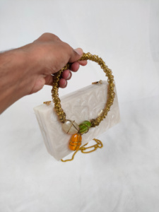 Pochette de boîte en résine faite à la main de luxe de qualité supérieure pochette de mariage pour femmes pour sacs à main cadeaux de fête et de mariage avec motif de cadre - Product Image 4