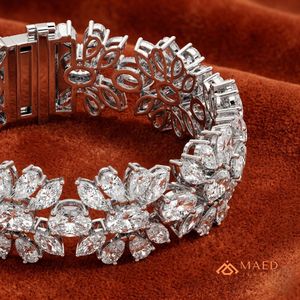 สร้อยข้อมือเทนนิสประดับมอสซาไนต์ลายดอกไม้สีเงินสำหรับผู้หญิง สร้อยข้อมือแบบโซ่เส้นเล็ก เครื่องประดับแฟชั่น ของขวัญวันครบรอบแต่งงาน สไตล์เก๋ไก๋ - Product Image 4