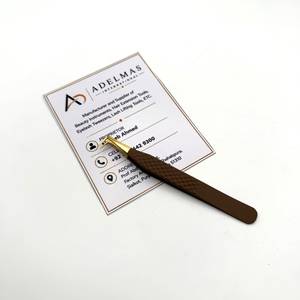 Pince à épiler pour cils 90 degrés, fine et élancée, en forme de L, avec poignée à motif diamant, revêtement brun mat, pour pointe de cils de précision - Product Image 5