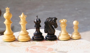 Jeu d'échecs en bois, design classique, noir et couleur naturelle, durable, pour jouer, unisexe - Product Image 2