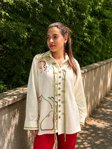 Chemise boutonnée en lin brodée pour femme, style bohème, imprimé floral chinoiserie, manches longues, coupe ample, haut printemps-été - Product Image 2