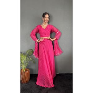 FANTAISIE GEORGETTE LAHERIYA DENTELLE IMPRIMÉE TRAVAIL LEHENGA CHOLI AVEC DUPATTA ROSE - Product Image 1
