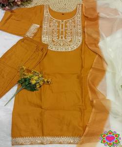 NOUVELLE ARRIVÉE - Ensemble haut, bas et dupatta en coton slub tissé, de luxe, pour tenue festive, prix de gros, vêtement ethnique, jaune - Product Image 5