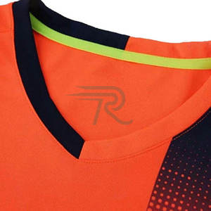 ชุดฟุตบอลแบบกำหนดเอง ชุดเต็มรูปแบบ สีเขียว พิมพ์ลายดิจิทัล กางเกงขาสั้นระบายอากาศ ชุดกีฬา ชุดทีม ชุดสโมสร - Product Image 3