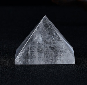 Pyramide de Quartz en cristal de roche naturelle, Quartz clair, énergie de guérison, pyramide de méditation polie - Product Image 2