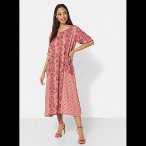 Elegant Multipatterned Short <b>Kaftan</b> for Women - Product Image 6