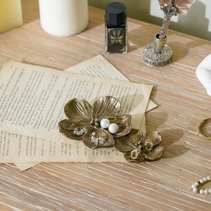 Luxury jewellery tray designer jewellery <b>dish</b> gold jewellery tray flower design tray floral pattern artistic jewellery holder - Product Image 2