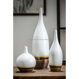 El último florero y jardineras plateados y blancos Hoteles y suministros para el hogar Macetas decorativas de lujo Macetas con acento Jarrón de TCD - Product Image 3