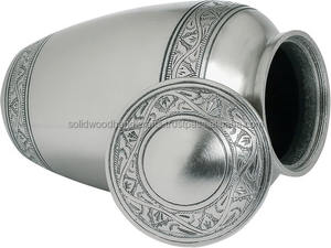 Urnes funéraires en laiton décoratives de haute qualité, faites à la main, pour hommes et femmes. - Product Image 5