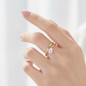 Anillo Ajustable Abierto con Diamante Cultivado en Laboratorio, Corte Pera en Forma de Lágrima, Engastado en Bisel, de Oro Sólido de 14K, Venta al por Mayor, Regalo de Aniversario para Mujer - Product Image 4