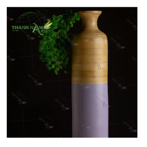 Floreros de Bambú Vietnamitas Ecológicos y Personalizables, Pieza Decorativa Moderna, Artesanía Equilibrada, Naturaleza Minimalista Thanh - Product Image 1
