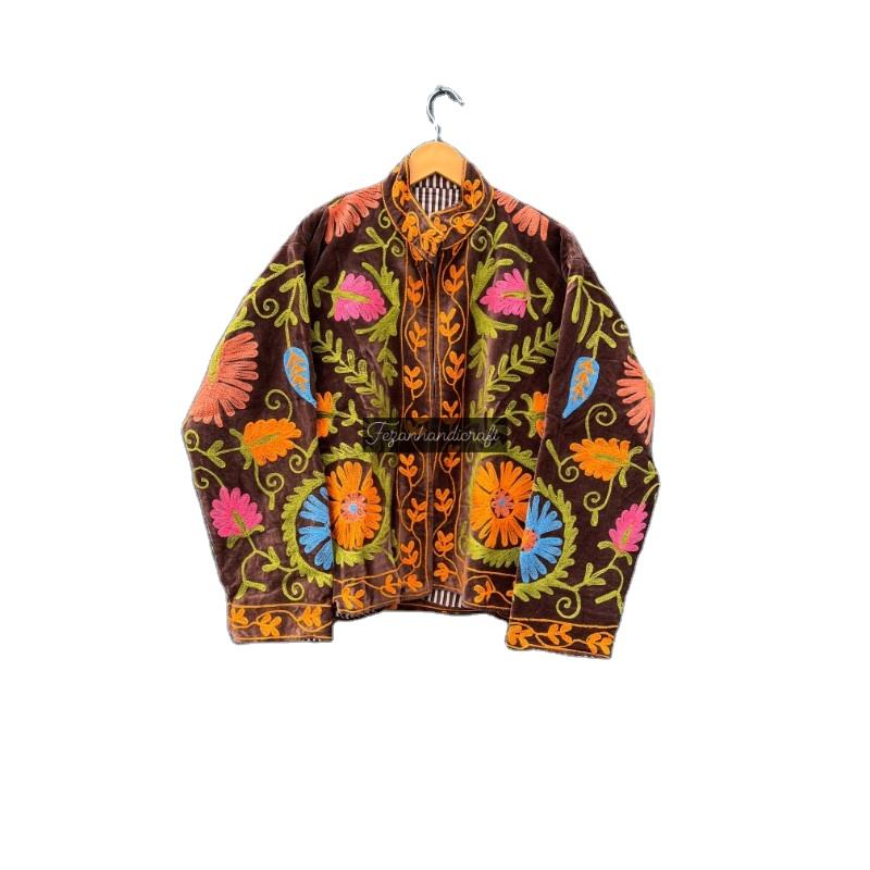 สีน้ำตาล